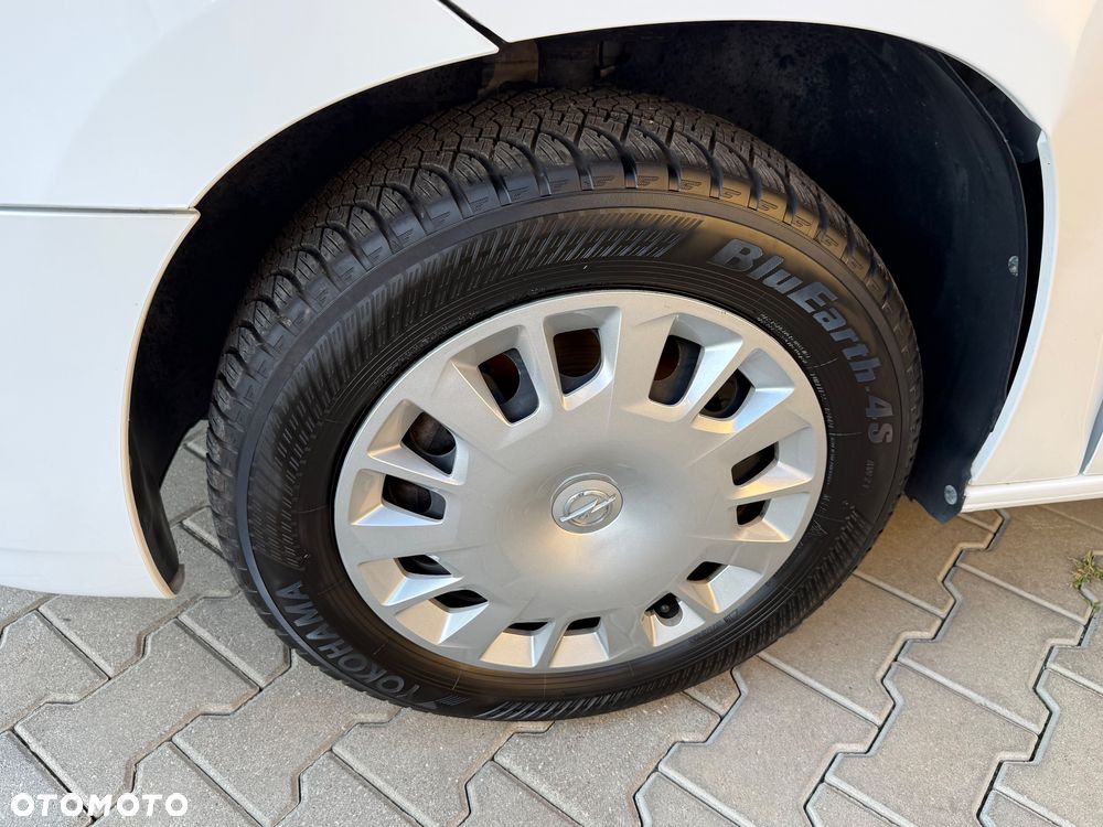 Opel Combo L 1.5 BlueHDi S&S - 12