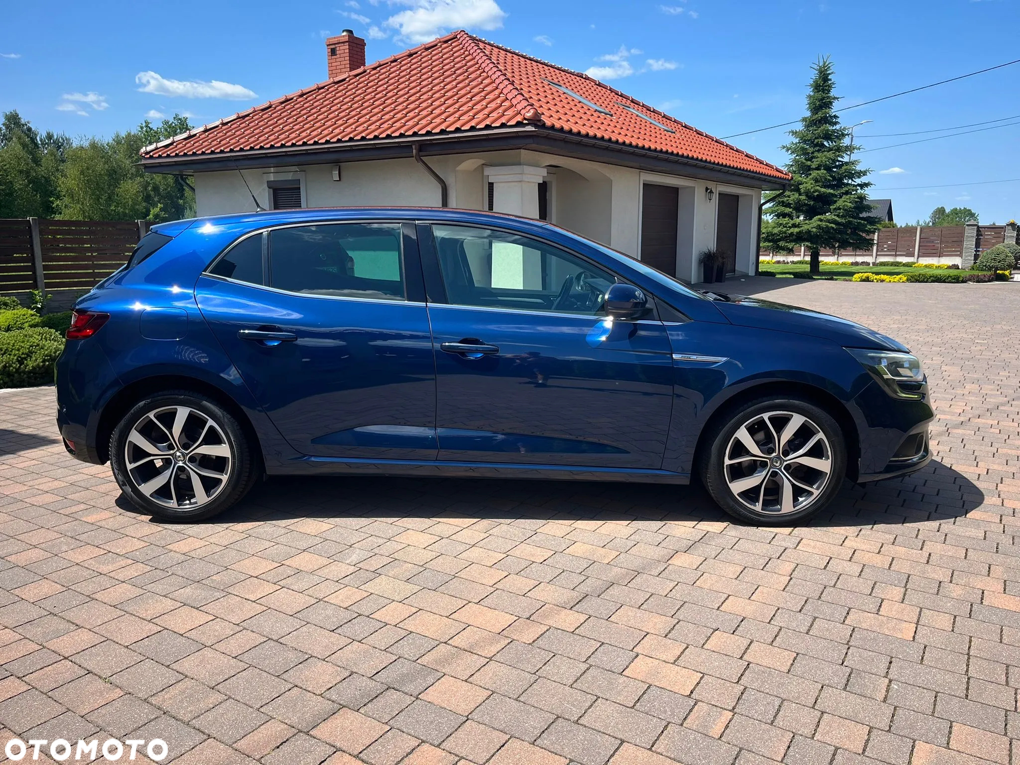 Renault Megane 1.5 dCi Bose - 4