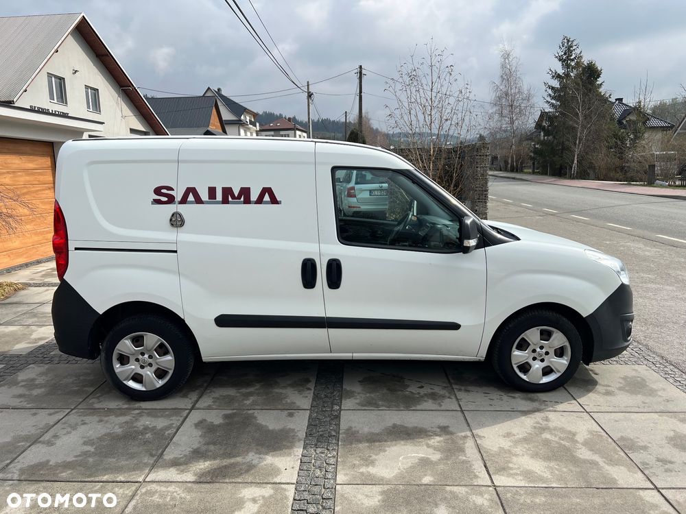 Opel COMBO - 4