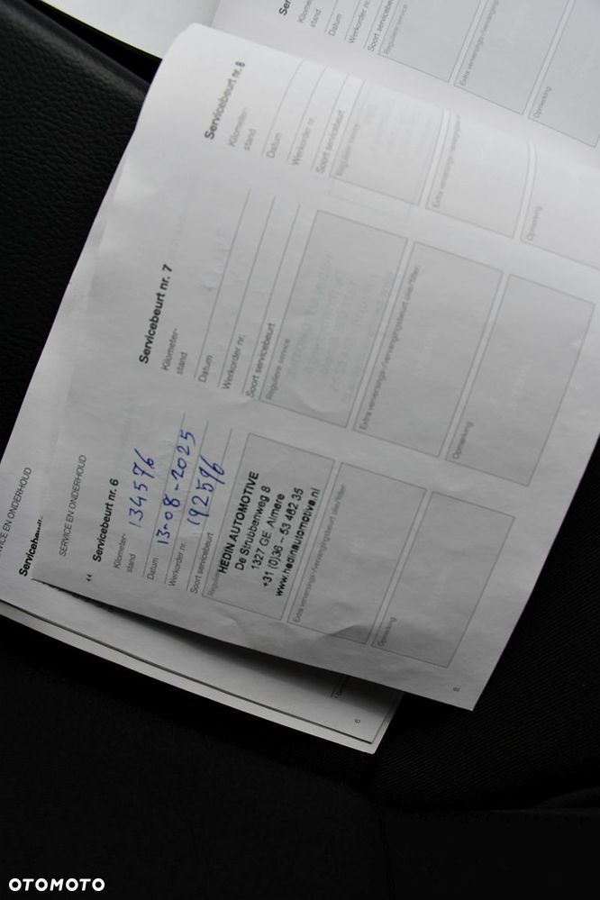 Volvo V40 T2 Momentum - 37