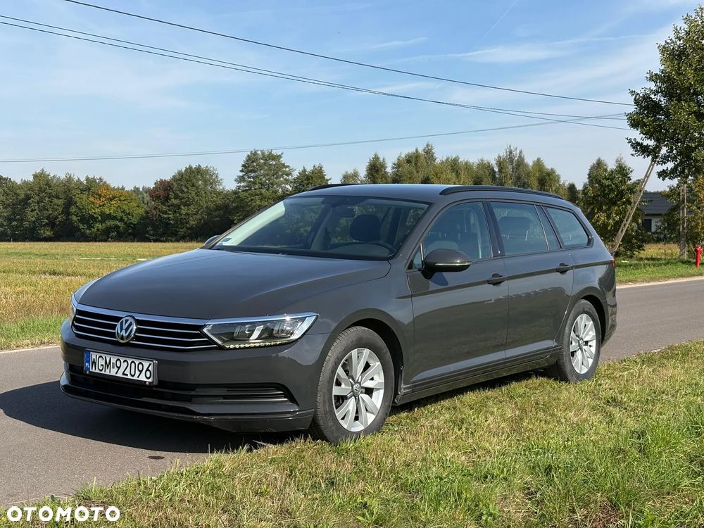 Volkswagen Passat - 8
