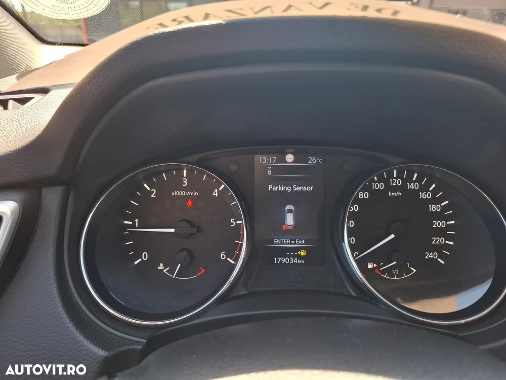 Nissan Qashqai 1.5 DCI Start/Stop N-Connecta - 24