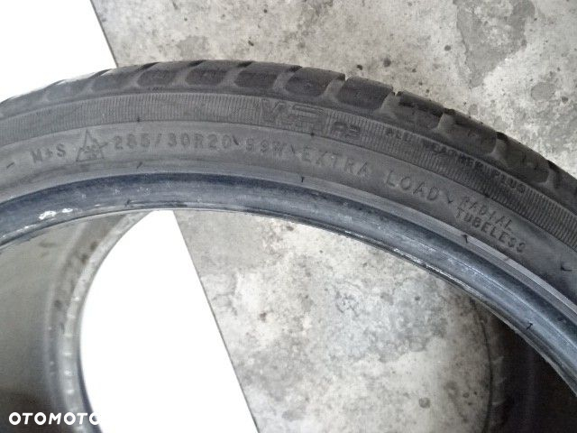 OPONY 285/30/20  2szt NOKIAN 8mm (22630) - 2