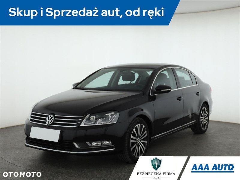 Volkswagen Passat - 3
