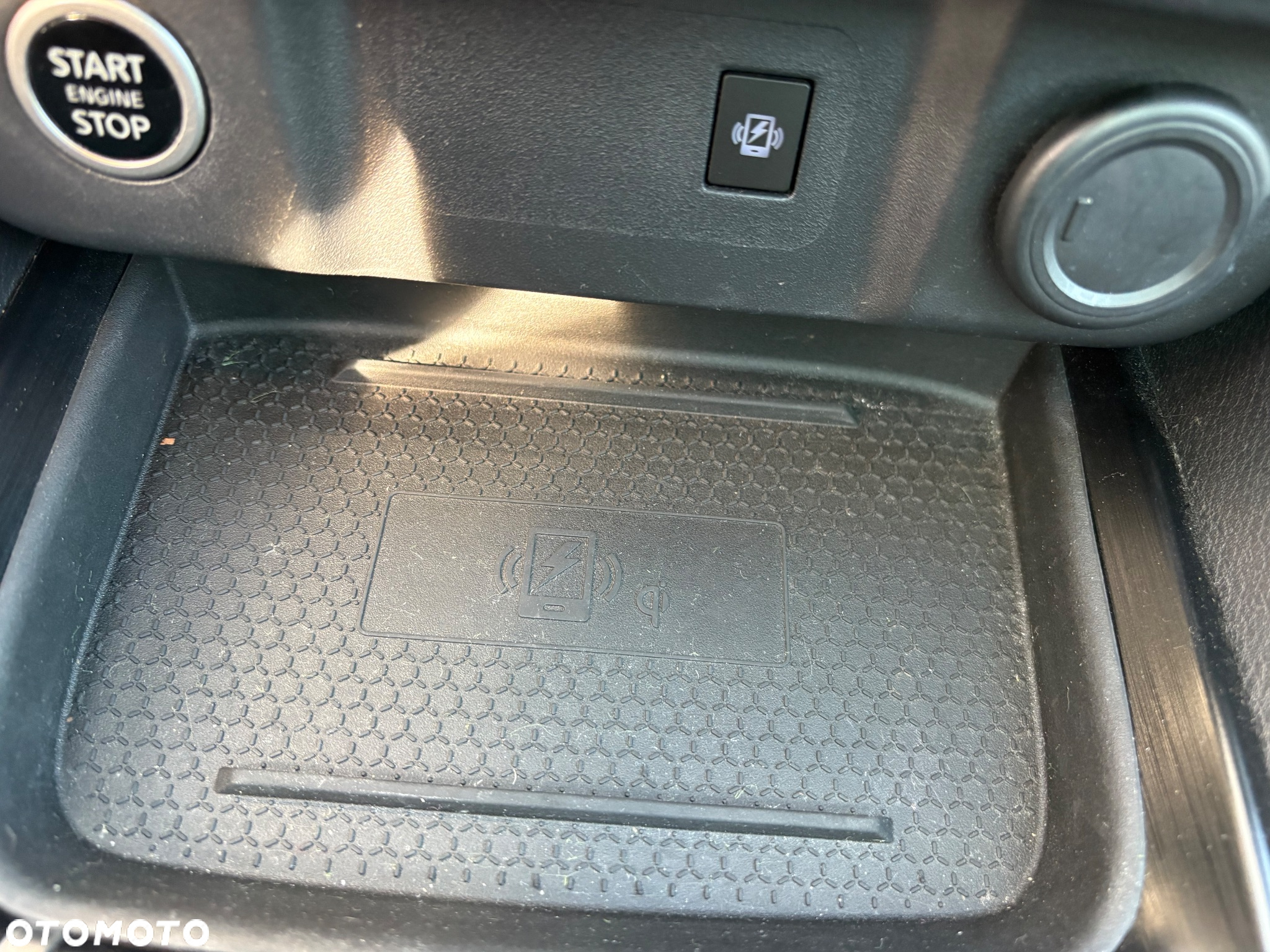 Nissan Qashqai 1.3 DIG-T N-Connecta - 26