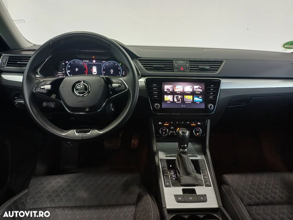 Skoda Superb 2.0 TDI DSG Ambition - 7
