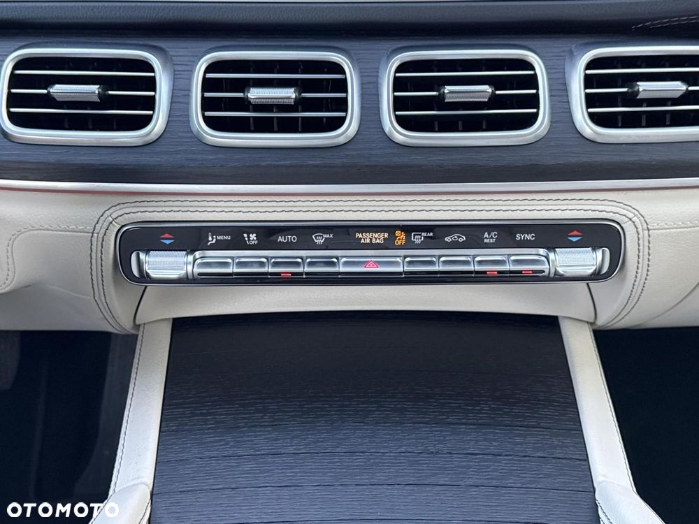 Mercedes-Benz GLE - 27