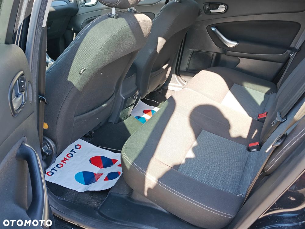 Ford Mondeo SW 1.8 TDCi Gold X - 11