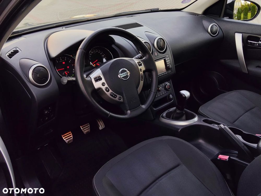 Nissan Qashqai 1.6 visia - 20