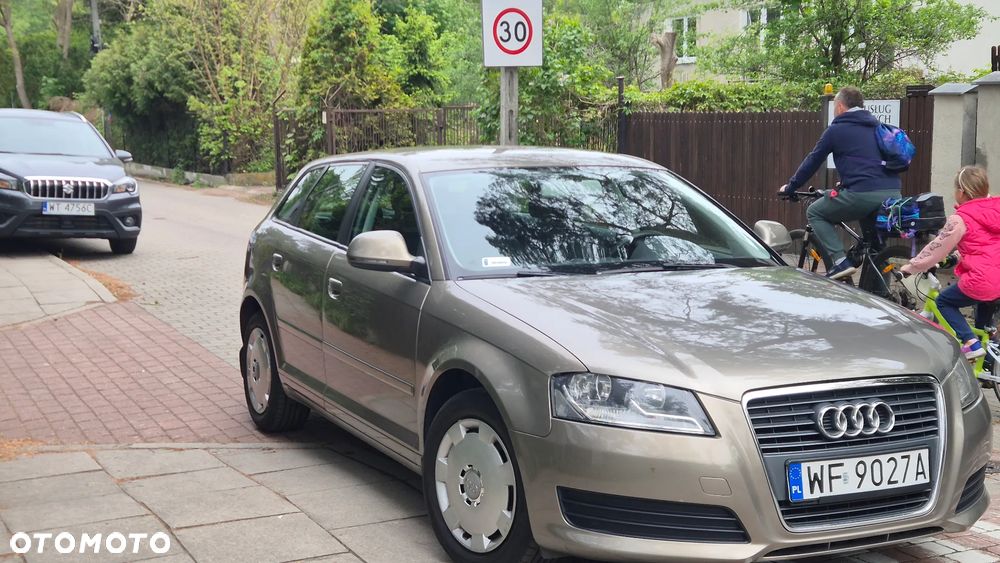 Audi A3 Sportback 1.4 TFSI Attraction - 1