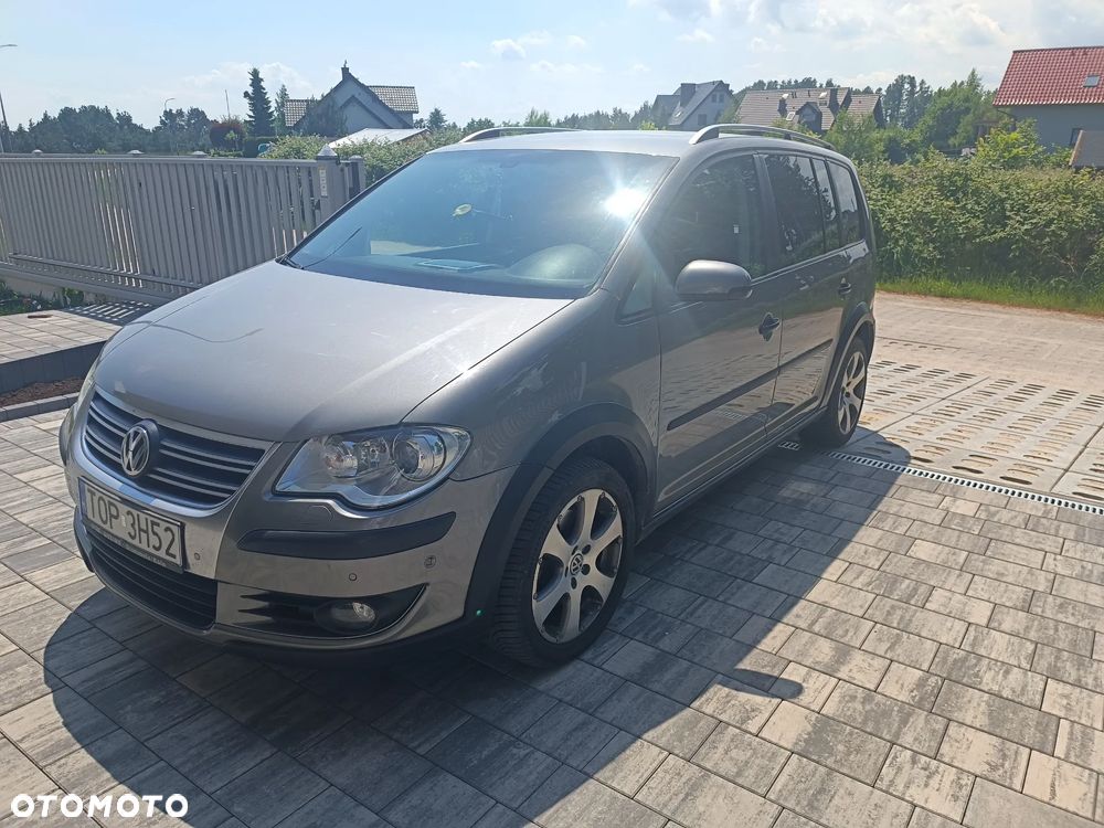 Volkswagen Touran 2.0 TDI DPF Cross DSG - 1