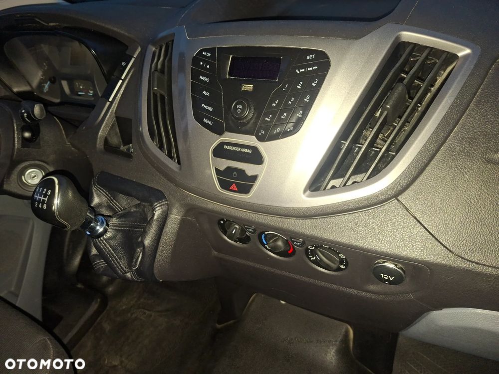 Ford Transit - 14