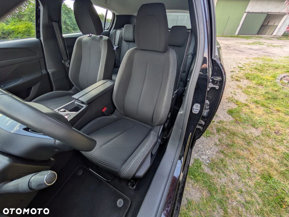 Peugeot 308 1.2 PureTech Active Pack S&S - 18
