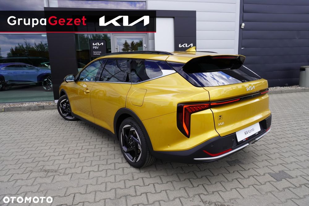 Kia K4 - 4