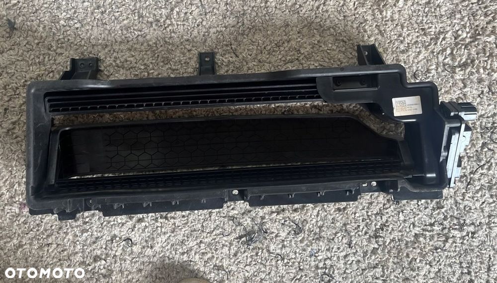 HYUNDAI IONIQ 5 ROLETA WLOT POWIETRZA LEWY - 6