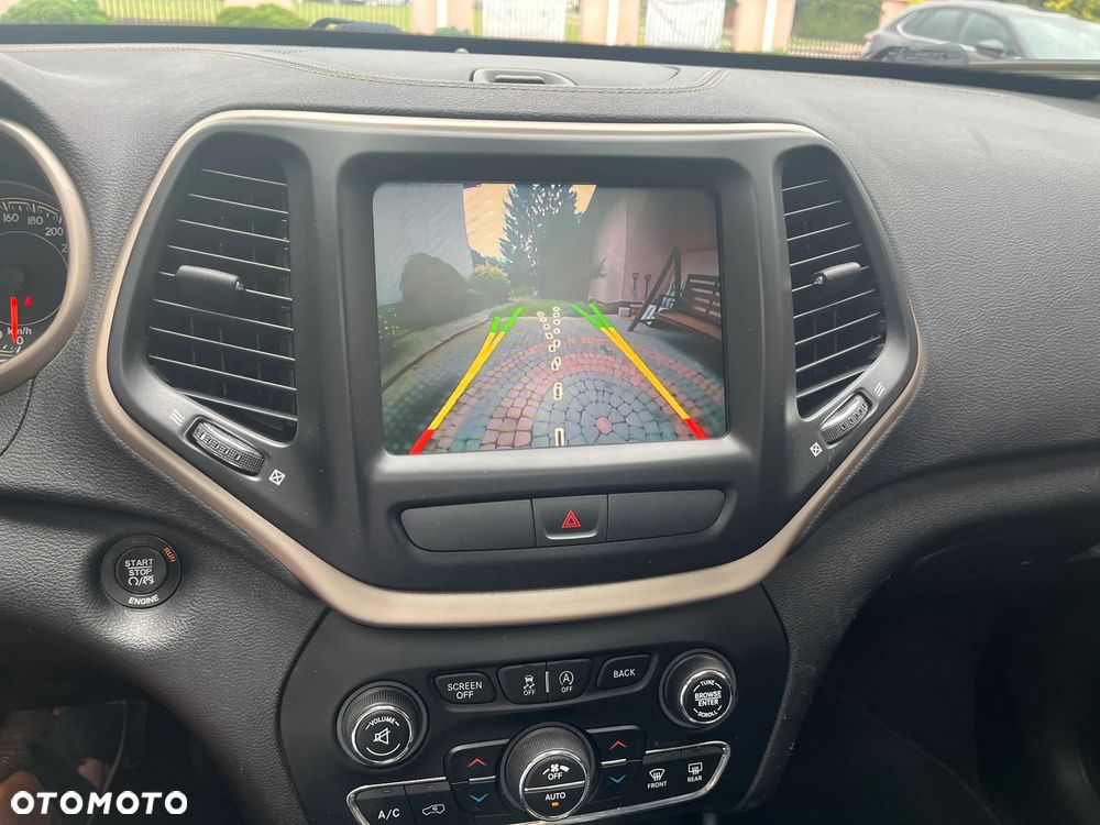 Jeep Cherokee 3.2 V6 Pentastar Active Drive I Automatik Limited - 36
