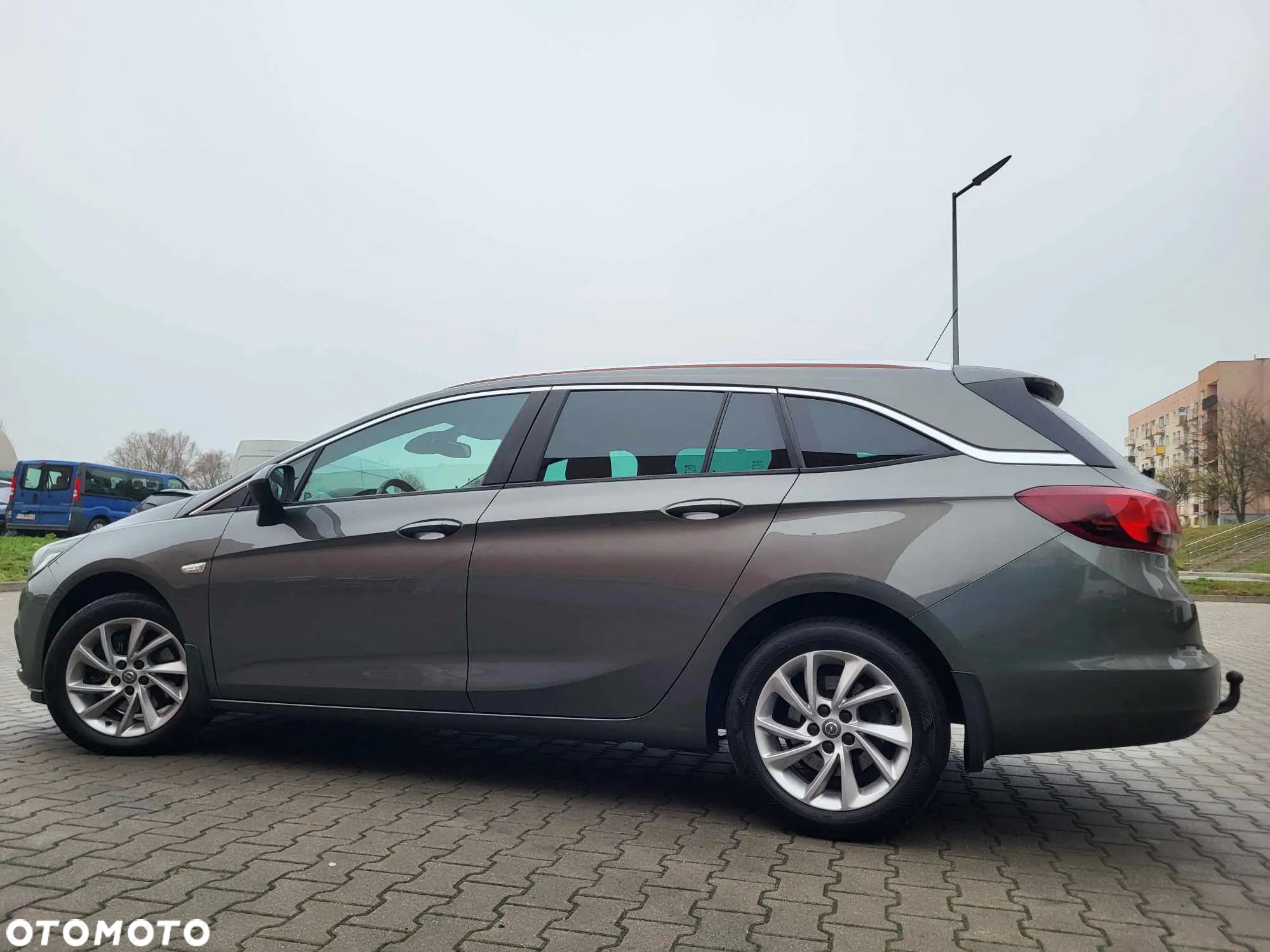 Opel Astra 1.6 D (CDTI) Automatik Edition - 5