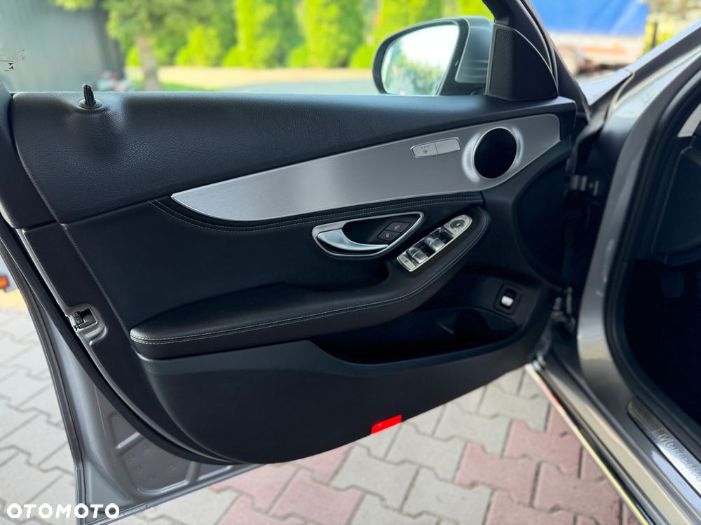Mercedes-Benz Klasa C 200 Avantgarde - 19