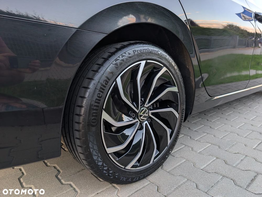 Volkswagen Golf 2.0 TDI Style - 29
