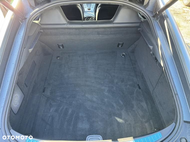 Mercedes-Benz AMG GT 55 4MATIC+ - 10