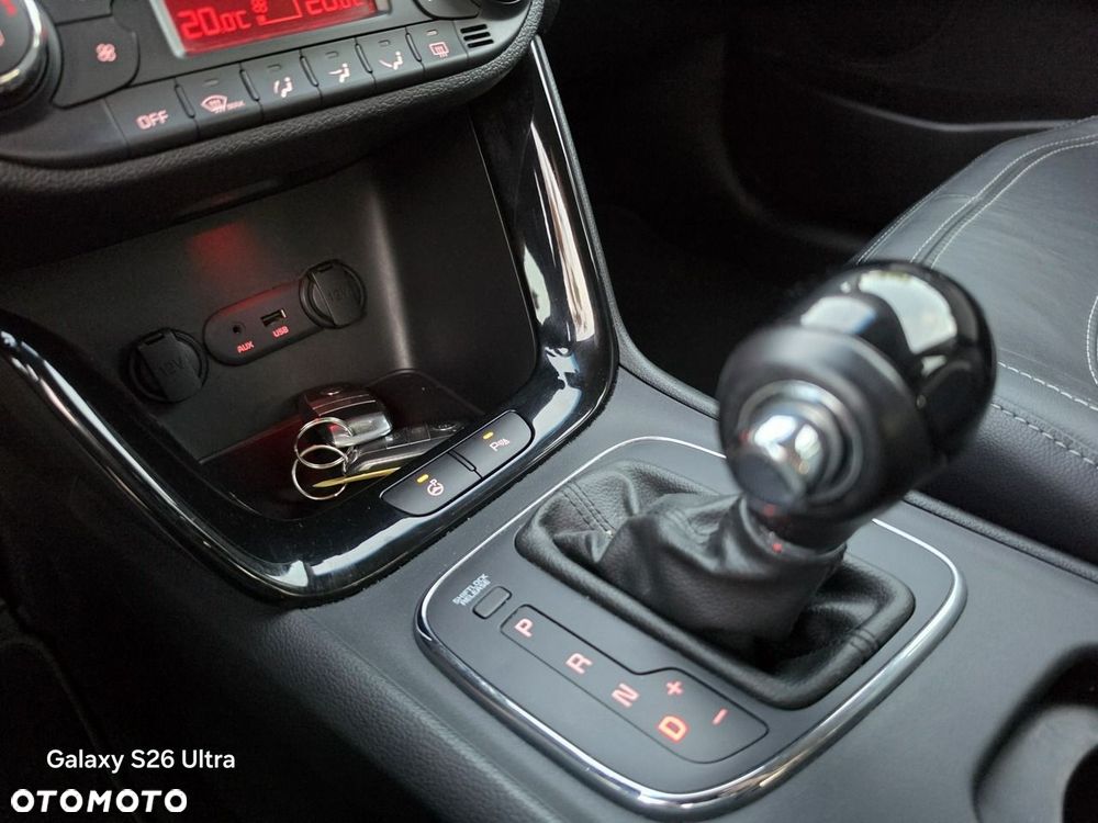 Kia Ceed - 36