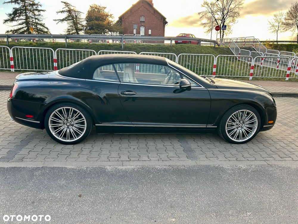 Bentley Continental GT - 14