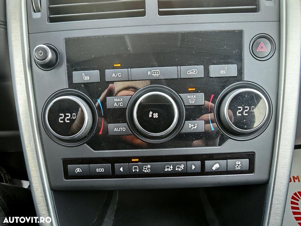 Land Rover Discovery Sport 2.0 l TD4 HSE Luxury Aut. - 16