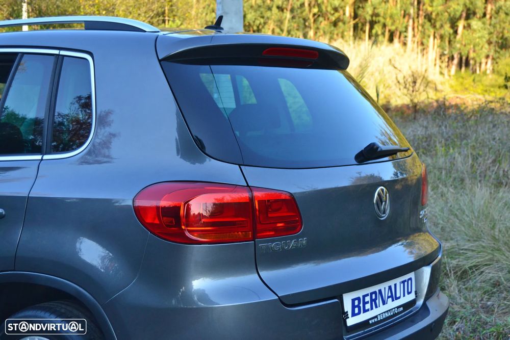 VW Tiguan 2.0 TDi Sport BlueMotion - 11