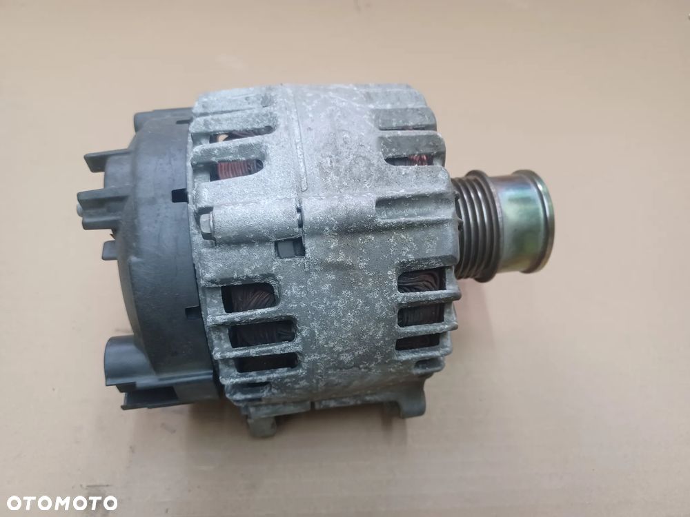 ALTERNATOR VW GOLF VII OCTAVIA III 1.4 TSI 04C903023K - 1