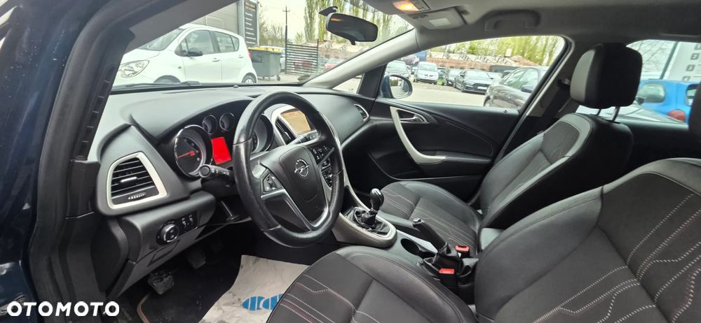 Opel Astra 1.6 Turbo 150 Jahre - 30