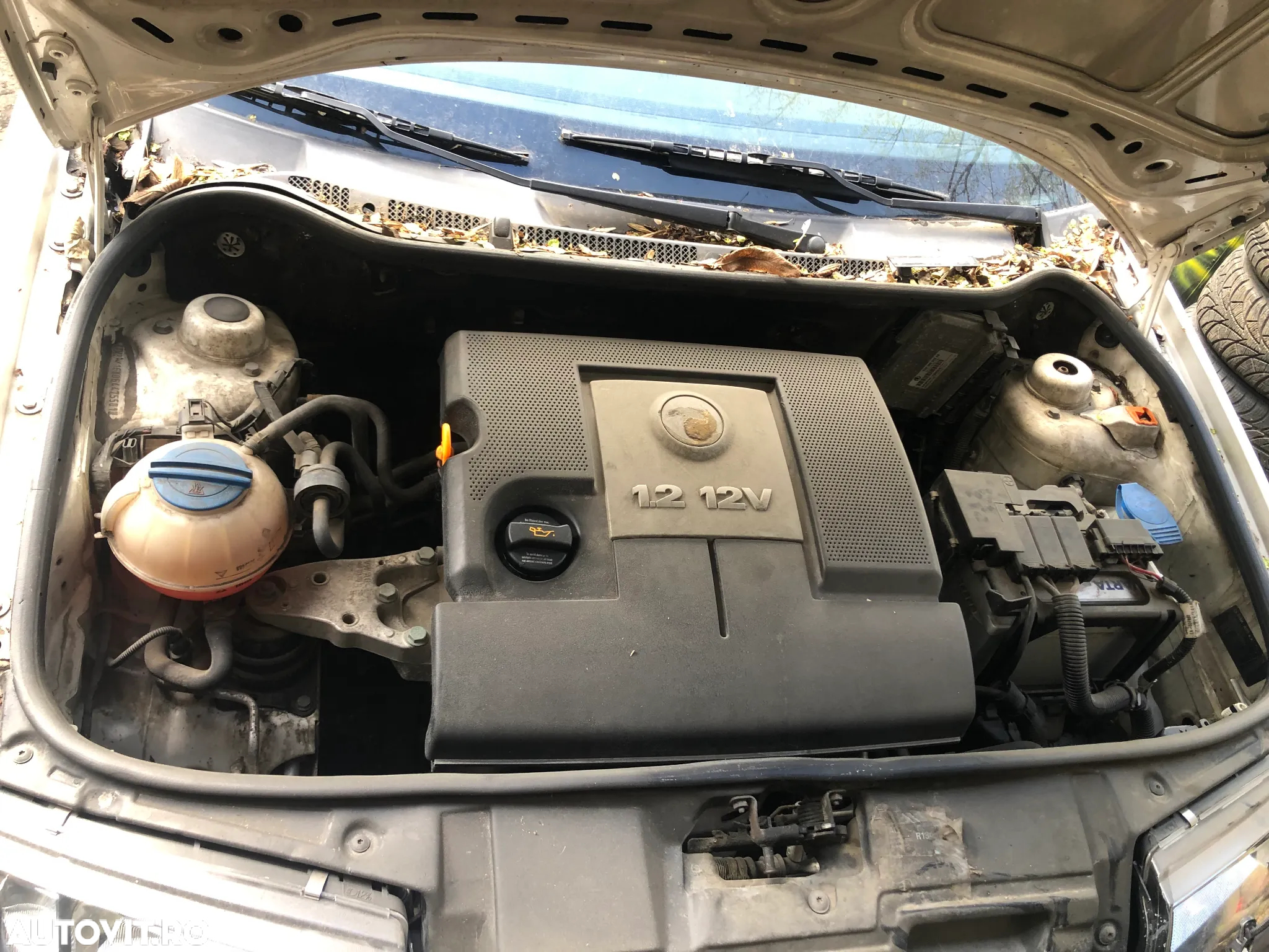 Dezmembrez Skoda Fabia 1 facelift 1.2 benzina BME BMD alb 2006 - 4