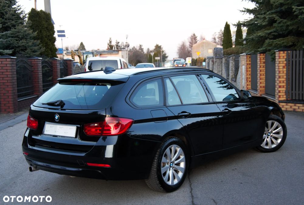 BMW Seria 3 316i Sport Line - 13