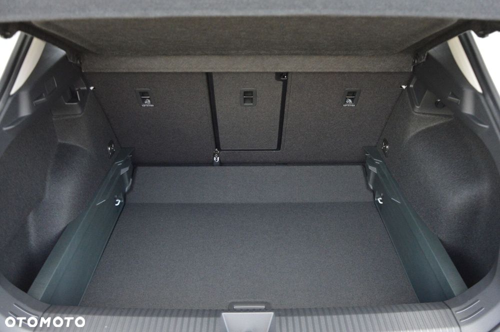 Volkswagen T-Roc - 31