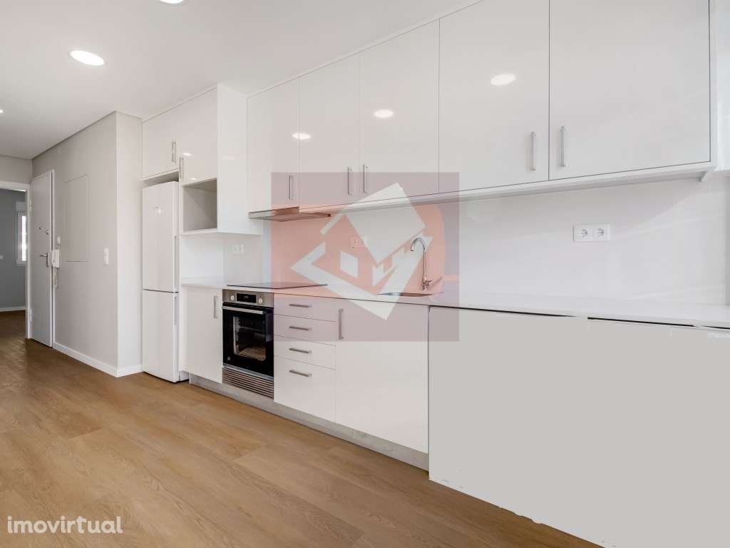 Apartamento T2 renovado em Caneças para arrendamento - Grande imagem: 4/17