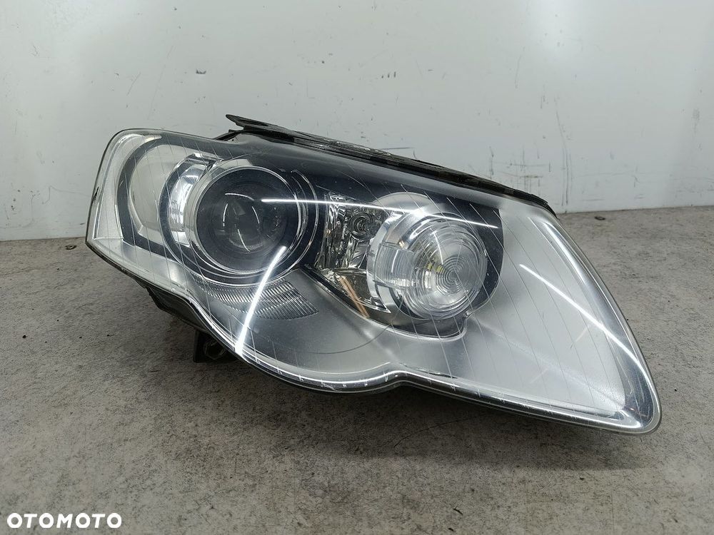 LAMPA PRZÓD PRAWA BIXENON VW PASSAT B6 89312669  3D0907391B 088982  VALEO - 1