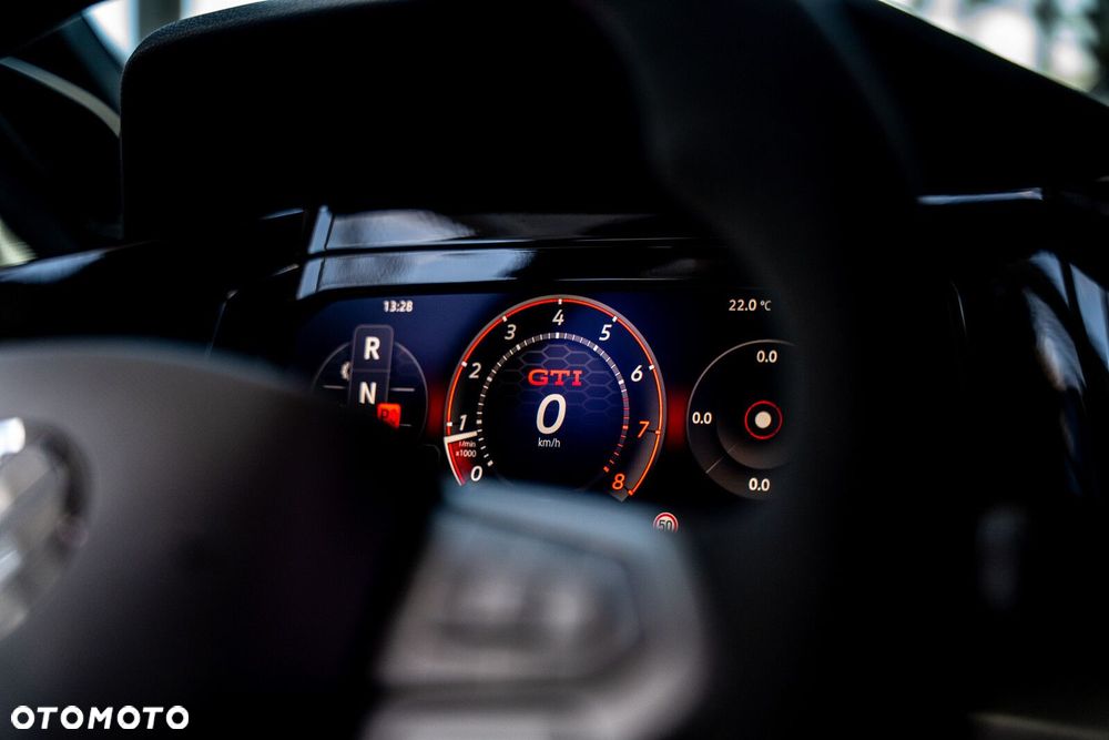 Volkswagen Golf 2.0 TSI GTI Edition 50 DSG - 19