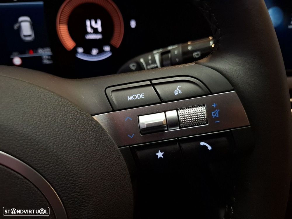 Hyundai Tucson 1.6 T-GDi Premium — fotografia 17