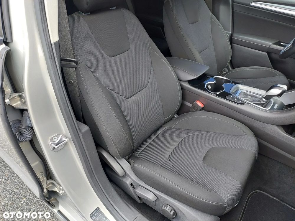 Ford Mondeo Turnier 2.0 TDCi Start-Stopp PowerShift-Aut Titanium - 23
