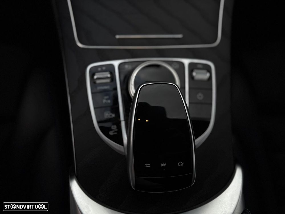 Mercedes-Benz C 300 de AMG Line - 27