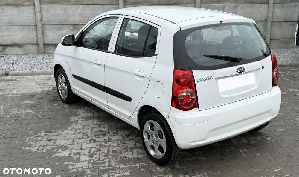 Kia Picanto - 4