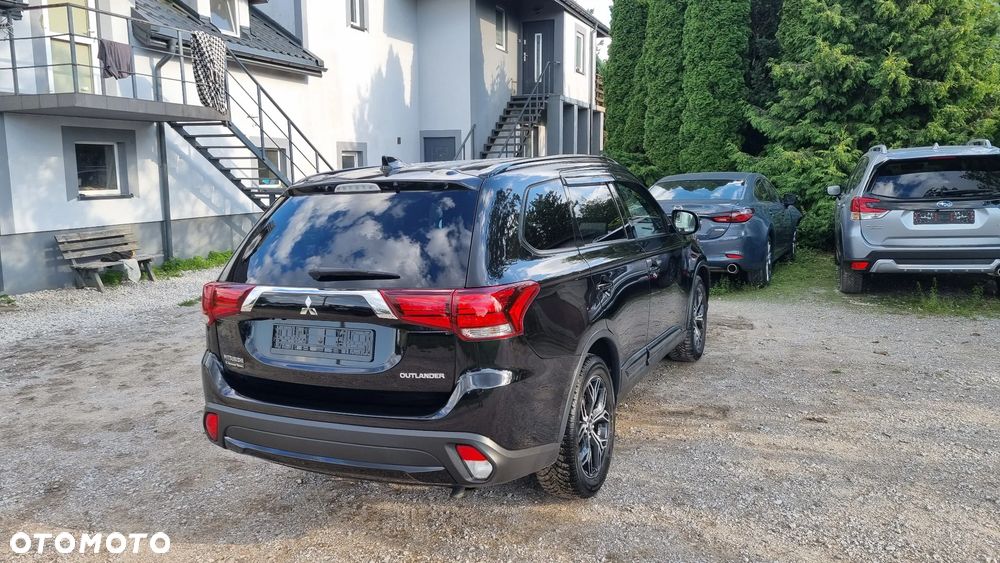 Mitsubishi Outlander 2.0 2WD CVT Edition 100 - 2