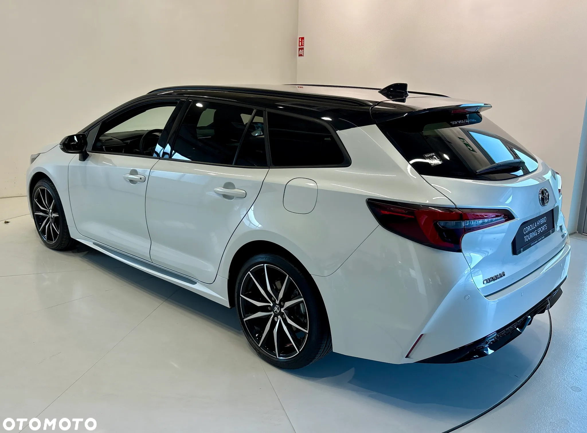 Toyota Corolla 1.8 Hybrid GR Sport - 9