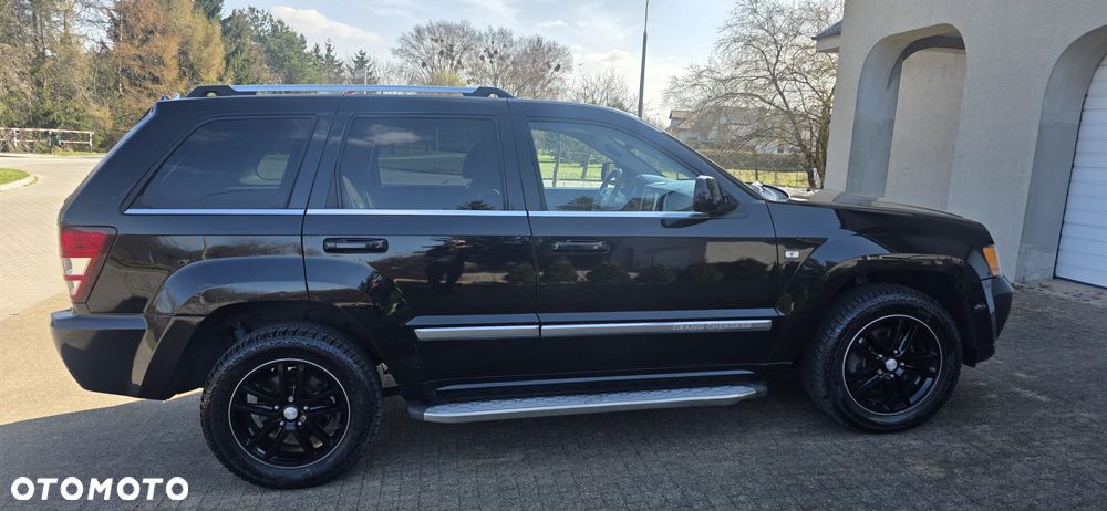 Jeep Grand Cherokee 3.0 CRD Overland Summit - 29