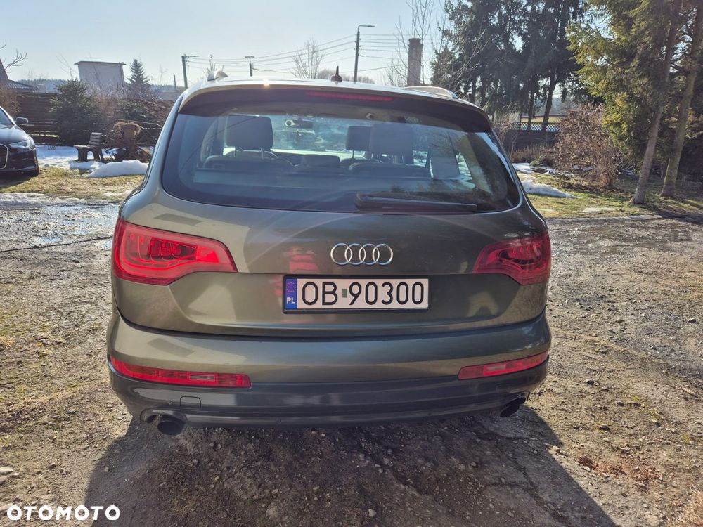 Audi Q7 - 6