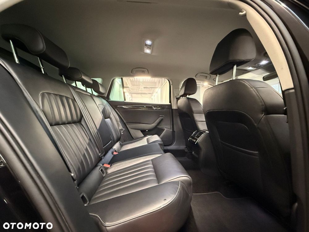 Skoda Superb 2.0 TDI SCR 4x4 L&K DSG - 23