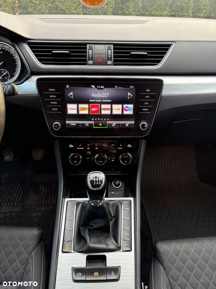 Skoda Superb 2.0 TDI SCR Ambition - 12