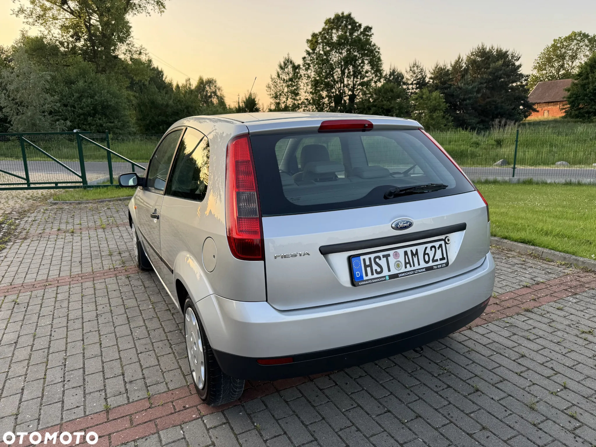 Ford Fiesta 1.4 - 9