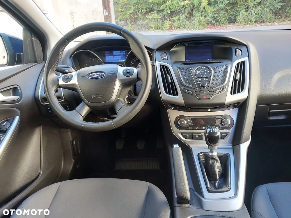 Ford Focus - 21