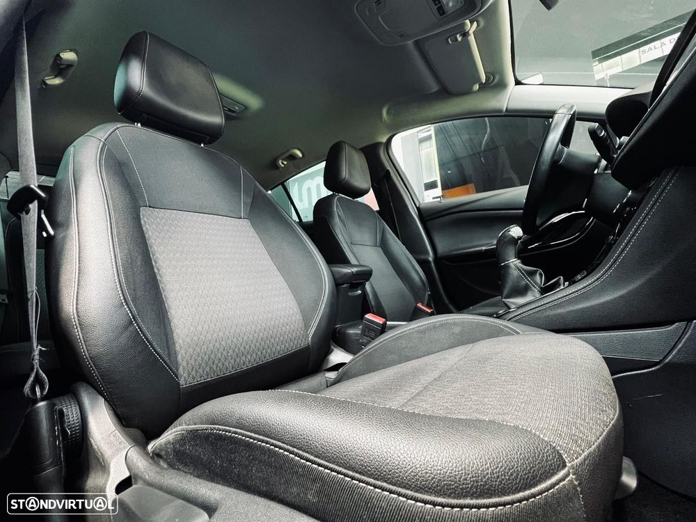 Opel Astra 1.6 CDTI Dynamic Sport S/S - 35