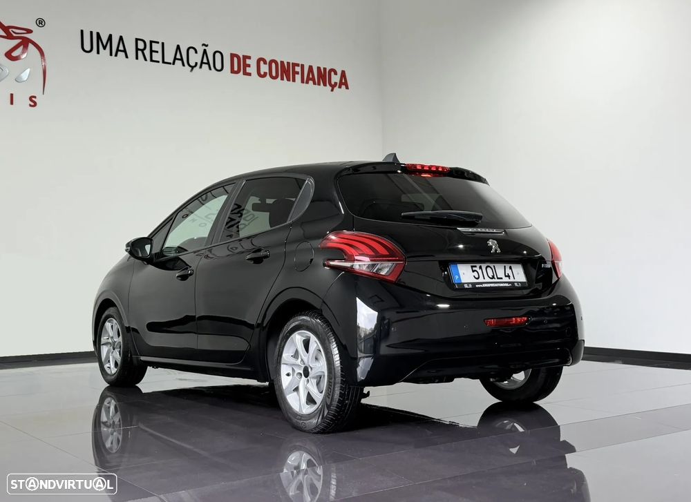 Peugeot 208 1.6 BlueHDi Style - 14